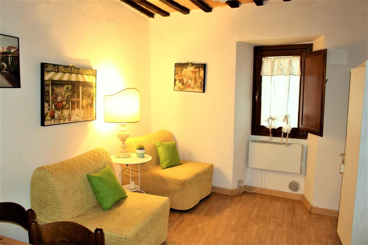 Red House Apartment Gubbio Exterior photo